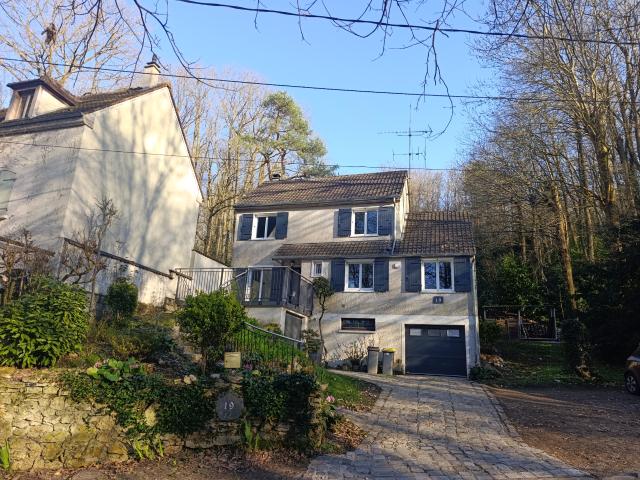 Maison clé en main, entièrement rénovée, à Bures sur Yvette Proche plateau de Saclay et vallée de Chevreuse