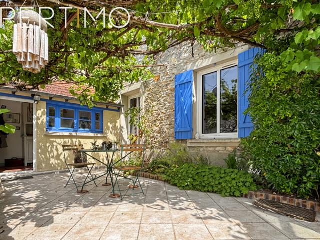 À VENDRE: Maison coup de coeur 110 m2, 3 chambres, 10 min d'