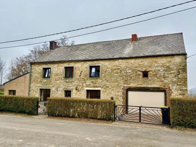 à vendre Maison Courrière Rue de la Principauté