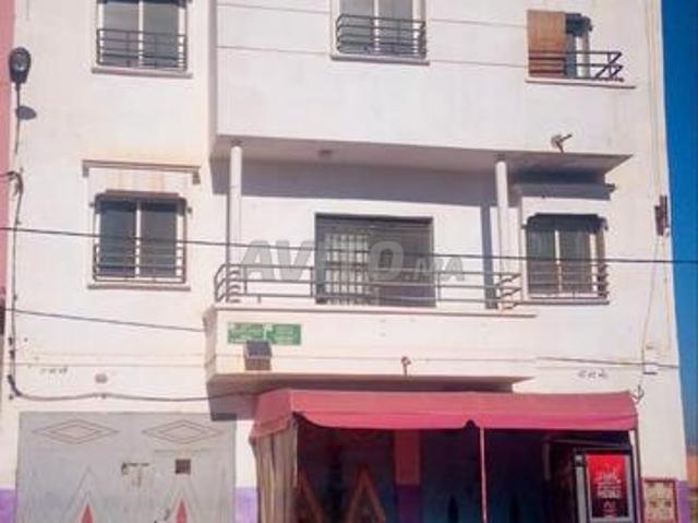 À VENDRE – Maison commerciale