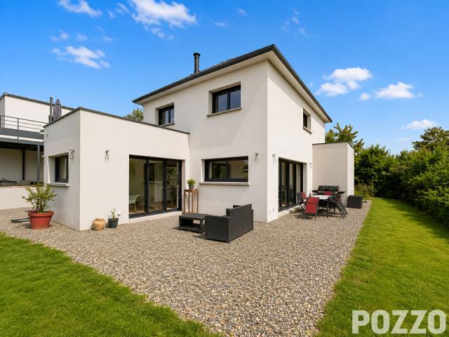 A vendre: Maison contemporaine à Donville Les Bains 6 pièces 138 m2
