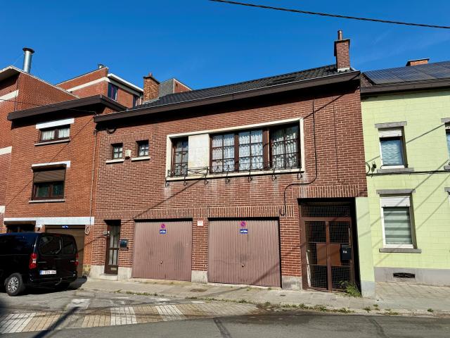 à vendre Maison Charleroi rue Warmonceau