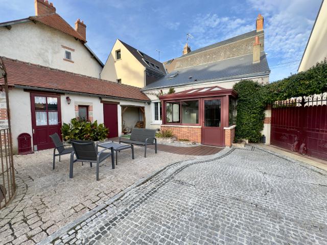 A VENDRE MAISON CHECY BOURG 160m2