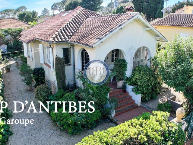 À Vendre – Maison A Renover Au Cap D’Antibes, A Seulement 10. 120m² Antibes