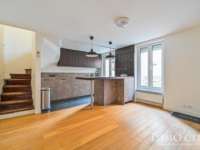 A VENDRE MAISON APPART 2 ETAGES / 2 P 35 M2 / VINCENNES