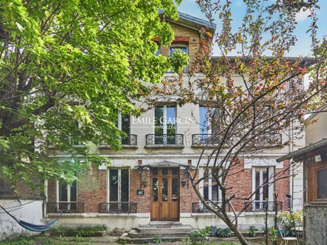 A vendre Maison avec dépendance 93200 Saint Denis Jardin Garage