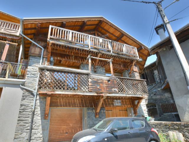 A vendre Maison avec deux appartements Montagny