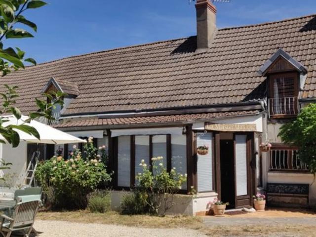 A vendre maison avec piscine près de Valençay