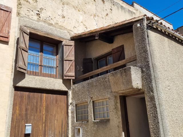 A VENDRE MAISON BALCON GARAGE PROCHE LIMOUX