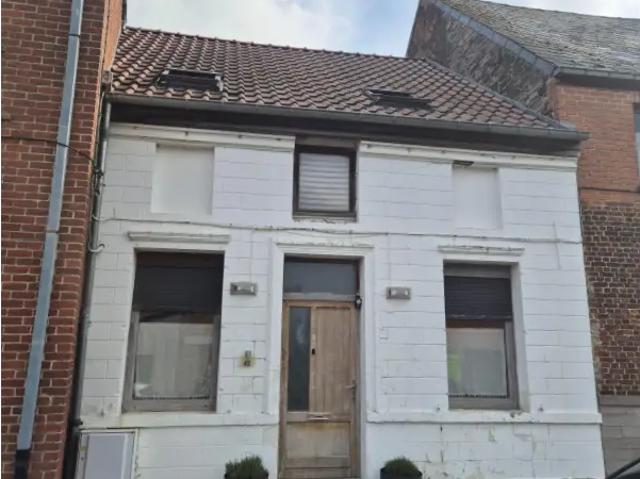 à vendre Maison Basècles Place de la Victoire