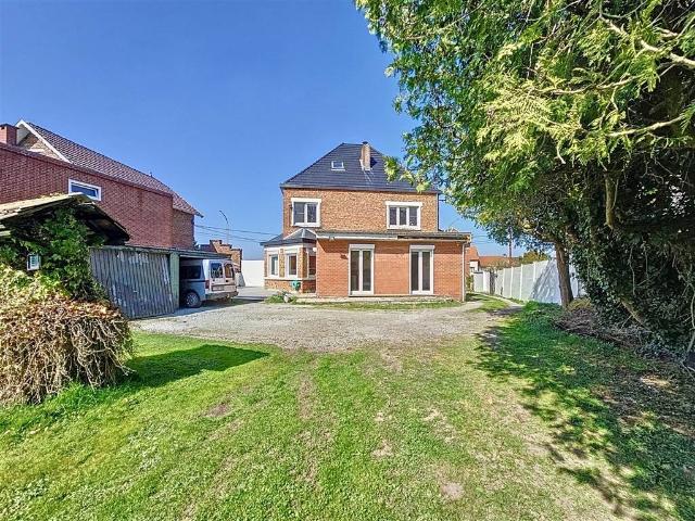 à vendre Maison Beaumont Rue Germain Michiels