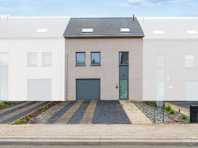 à vendre Maison Bellecourt Rue de Nivelles