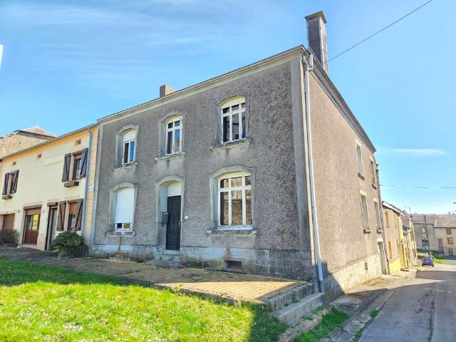 à vendre Maison Gérouville Place de l'église