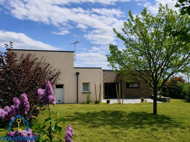 À vendre Maison d’architecte de 2009 Bourg tous commerces