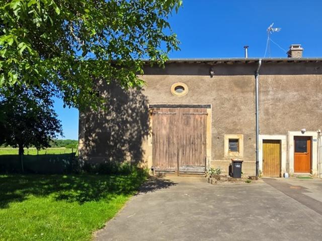 À vendre – Maison d’habitation avec grange et jardin à Mangiennes 55150 – Proche frontières Belgique et Luxembourg