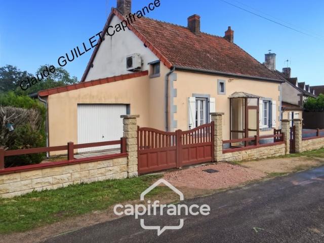 À vendre, maison d’habitation située dans une zone résidenti. 73m² Commentry