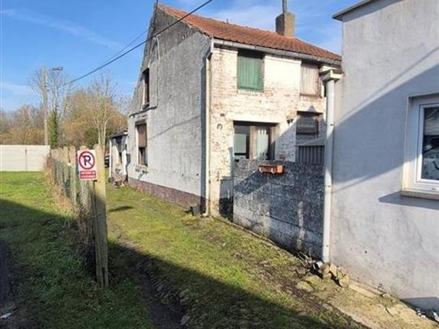 à vendre Maison Dour Rue des Canadiens