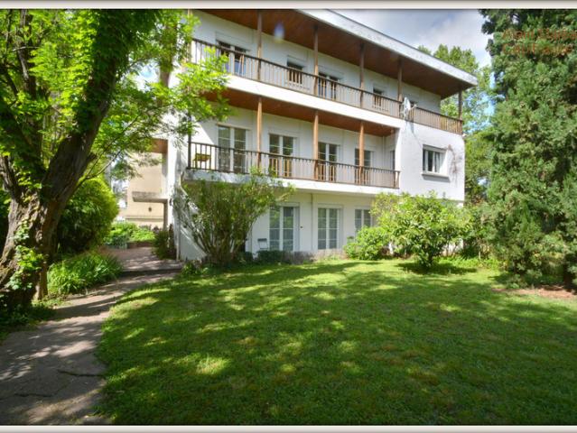 A vendre Maison d'architecte 10 pièces AGEN 47 282 M2 Parc Arboré Double Garage