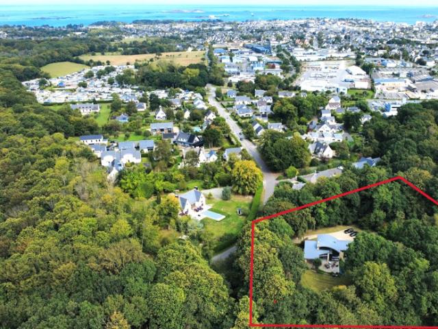À VENDRE MAISON D'ARCHITECTE DE 2009 À DINARD CADRE EXCE