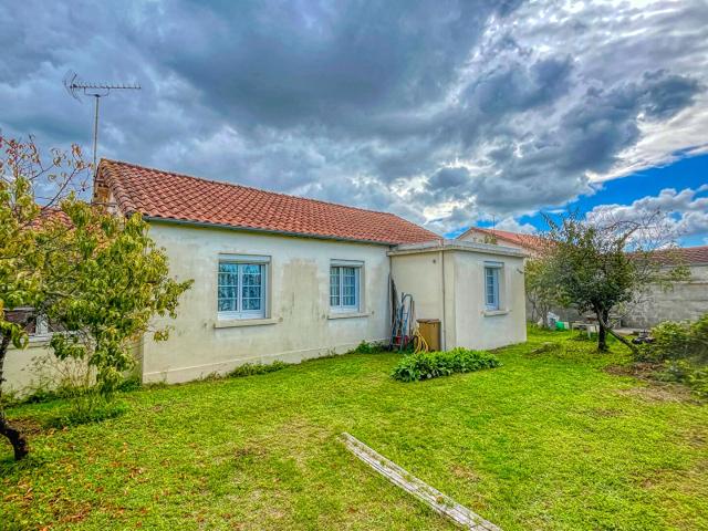A VENDRE Maison de 74 m2 avec garage et cave