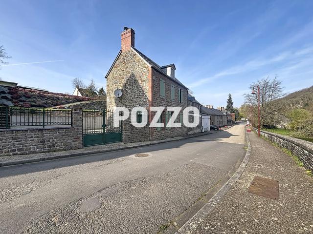A VENDRE Maison de charme à Condé Sur Vire !