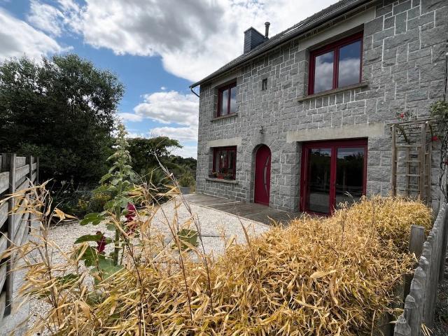 À vendre ? Maison de charme à Saint Brandan, à deux pas de Quint
