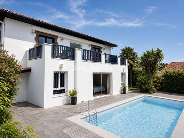 A vendre Maison de charme Ciboure Bordagain Piscine Terrasse