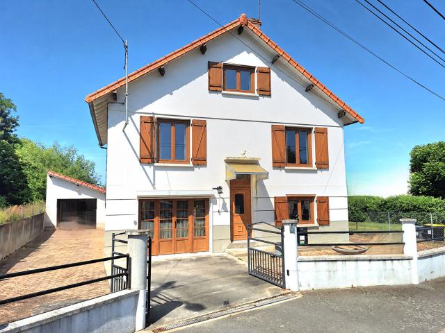 A vendre Maison de charme 5 chambres 118 m2 secteur calme et prisé