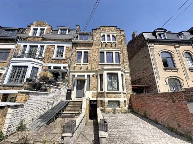 à vendre Maison de maître Andenne Rue Rogier