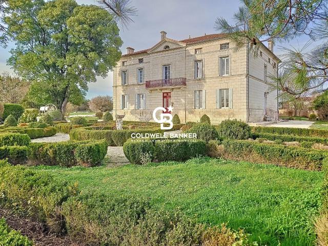 A Vendre Maison de Maître du 19ème siècle secteur estuaire 540m² Mortagne sur Gironde