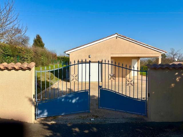A VENDRE Maison de PLAIN PIED 5 pièces LAIZE 71