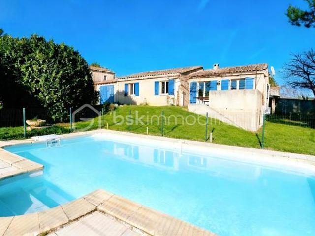 À vendre – Maison de plain pied 3 chambres avec piscine – Villelaure
