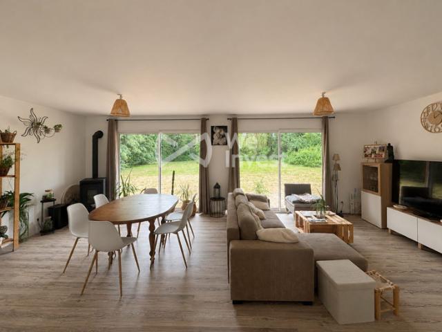 ? À VENDRE – Maison de plain pied T4 avec grand terrain di