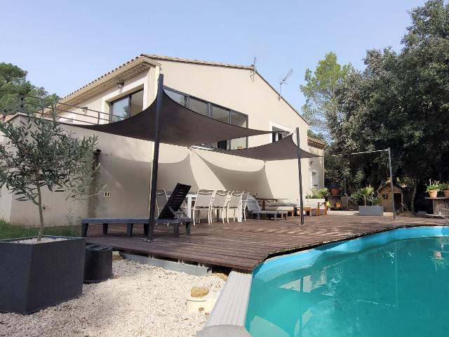 A vendre maison de plain pied dans un secteur boisé