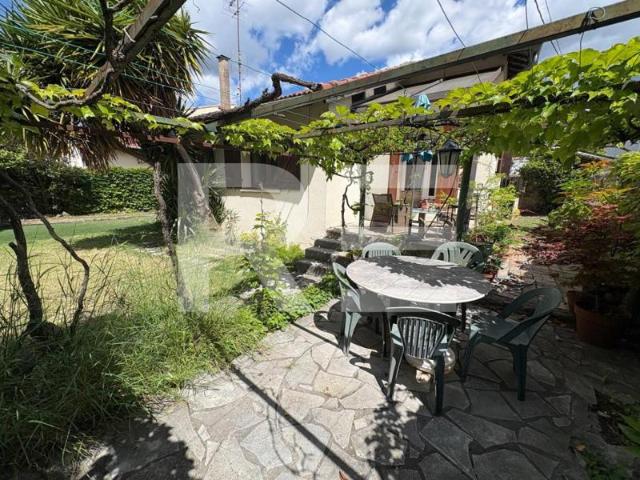 A VENDRE MAISON DE PLAIN PIED SUR NIMES