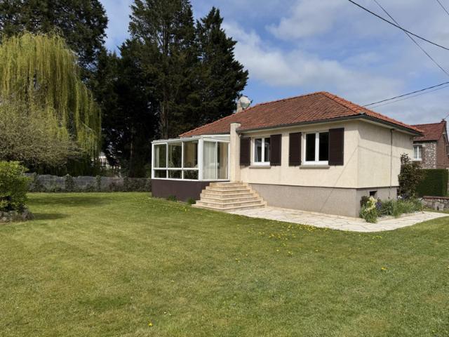 A vendre maison de plein proche tous commerce
