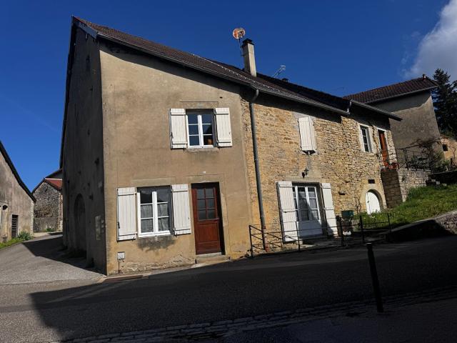 À vendre Maison de rapport à Château Chalon 167m² Château Chalon