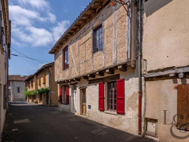 A vendre maison de village à Casseneuil