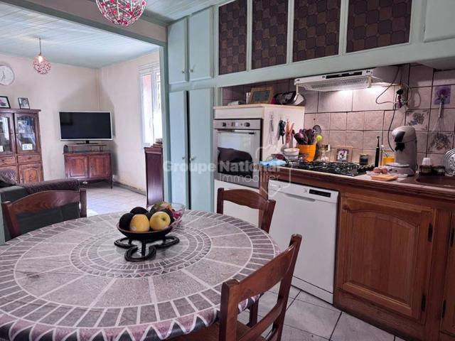 À vendre Maison de village avec cour et fort potentiel Rognonas