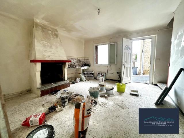A VENDRE Maison de village R+1 100m2, Passa