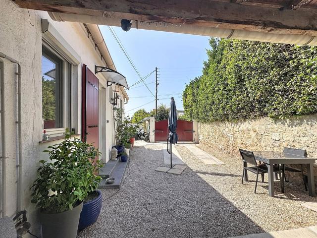 À VENDRE – Maison de ville T4 de 110 m² avec jardin – Saint. 110m² Marseille 15ème