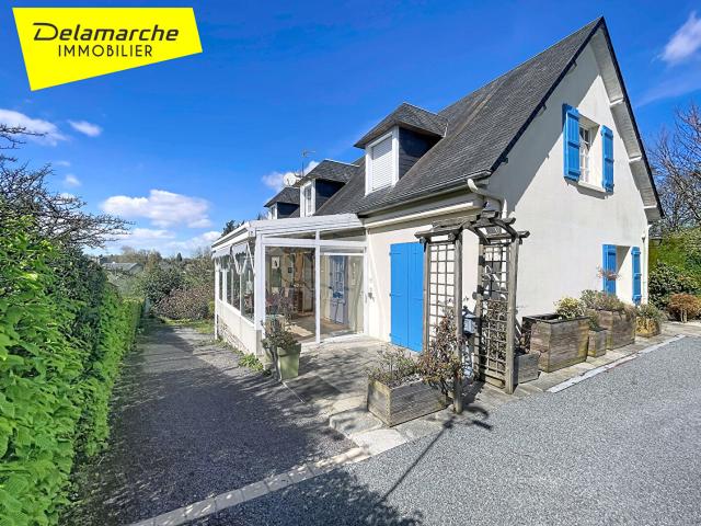 A vendre maison d'habitation avec sous sol Bourg de Hambye173m2 habitable