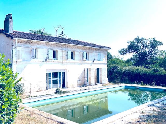 A Vendre Maison En Pierre Avec Terrain Et Etang Secteur Co. 138m² Coutras