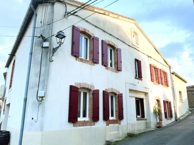 A VENDRE MAISON EN PIERRE AVEC TERRAIN NON ATTENANT PROCHE LIMOUX