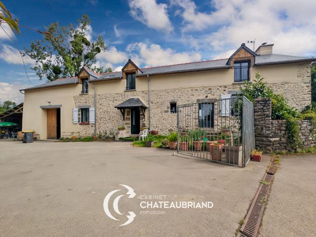 A vendre Maison en pierre rénové Saint Médard Sur Ille 6 pièces 175 m2 avec gîte indépendant