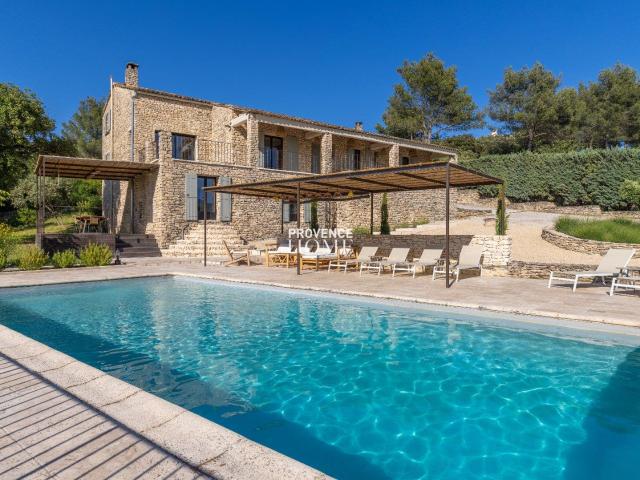 A Vendre Maison En Pierres Seches Avec Vue Panoramique Luber. 220m² Gordes