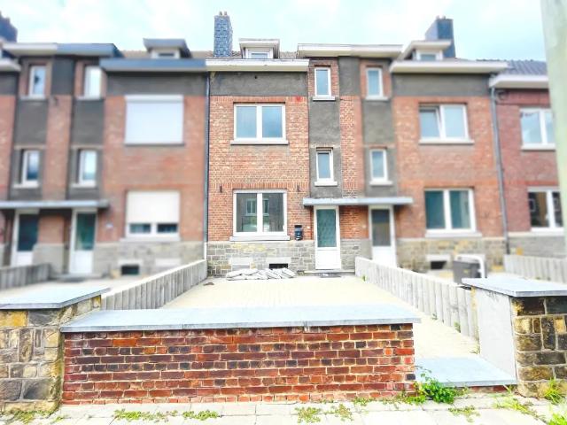 à vendre Maison Engis rue vinave