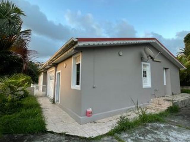 A vendre maison f5 193m2 fort de france