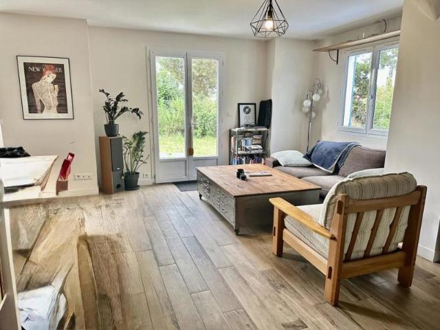 a vendre Maison familiale avec jardin et dépendance Divatte sur Loire