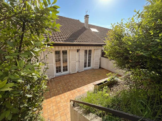 A vendre Maison familiale F6 à CRETEIL
